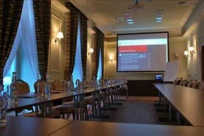 Hotell Rt Monopol 3*